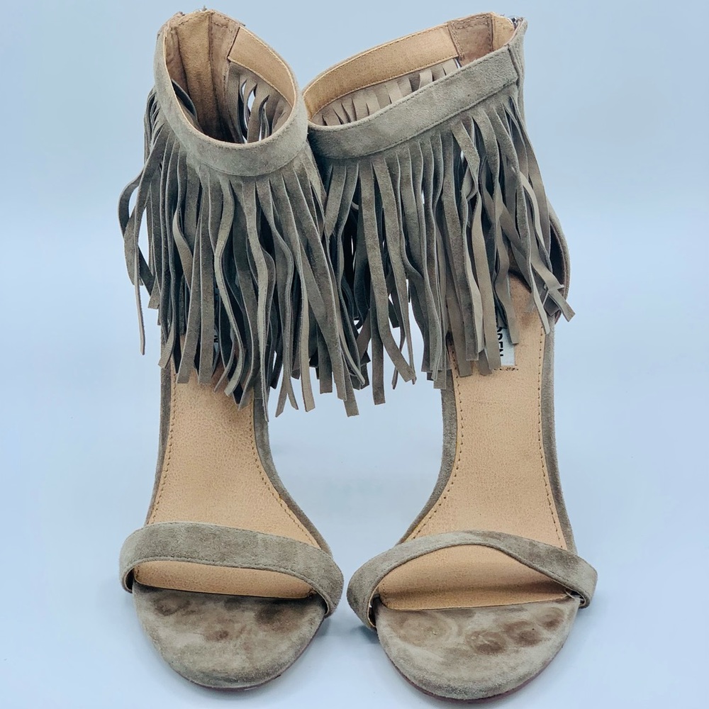 Steve Madden beige suede fringe strappy heels